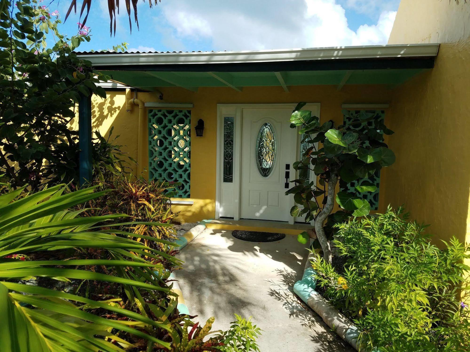 Carringtons Inn Saint Croix エクステリア 写真
