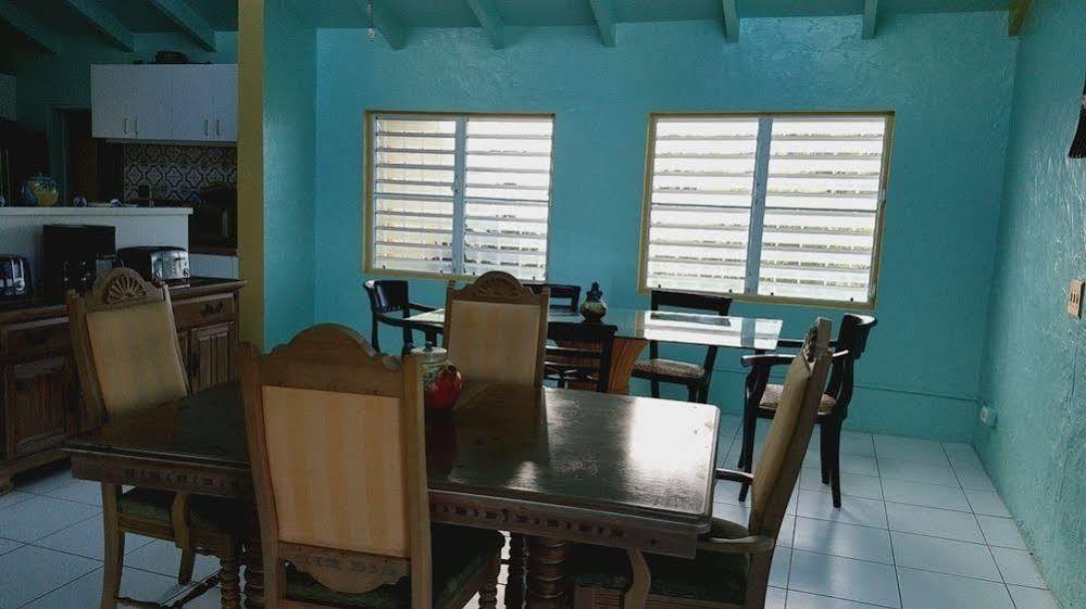 Carringtons Inn Saint Croix エクステリア 写真