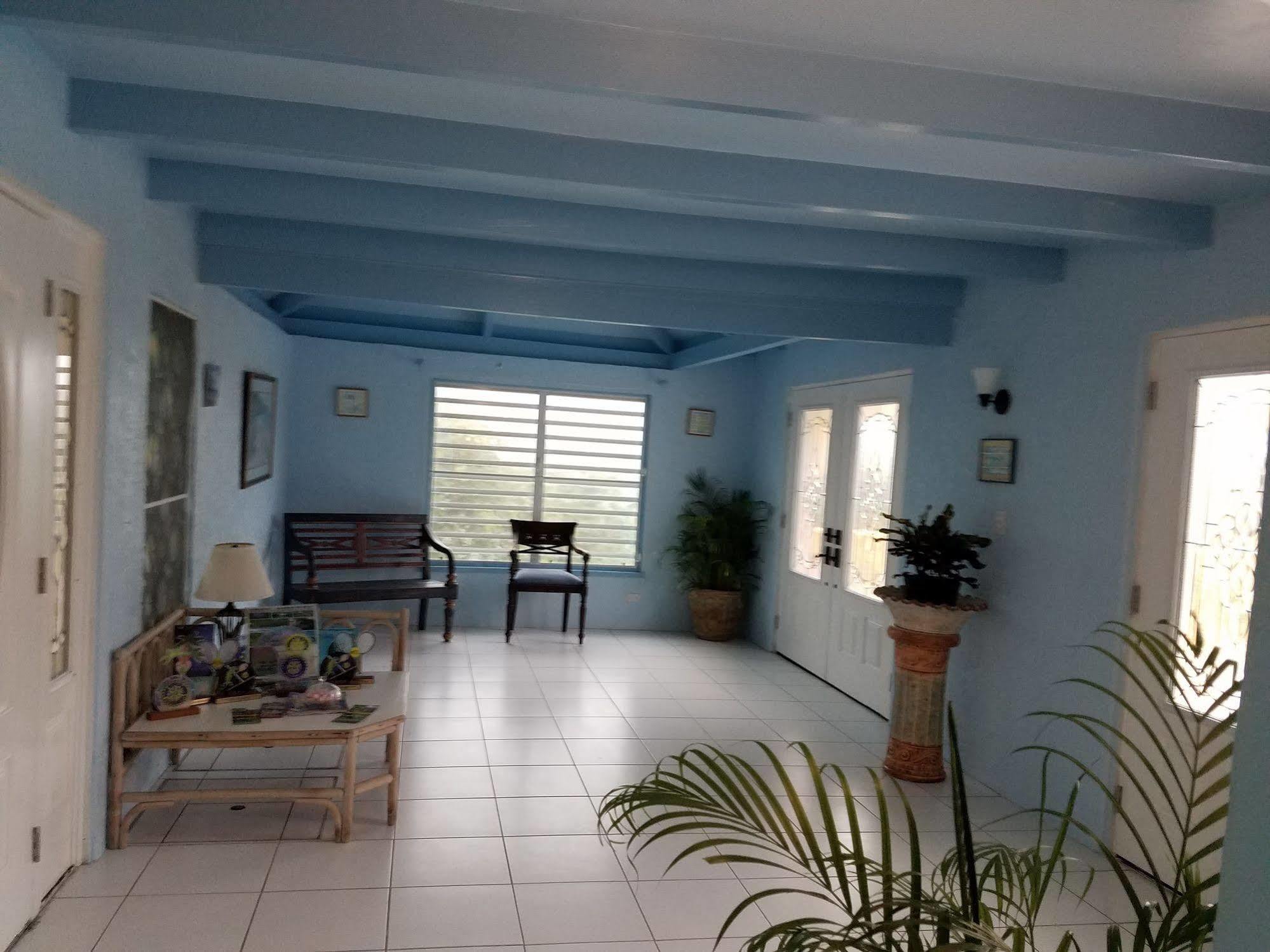 Carringtons Inn Saint Croix エクステリア 写真