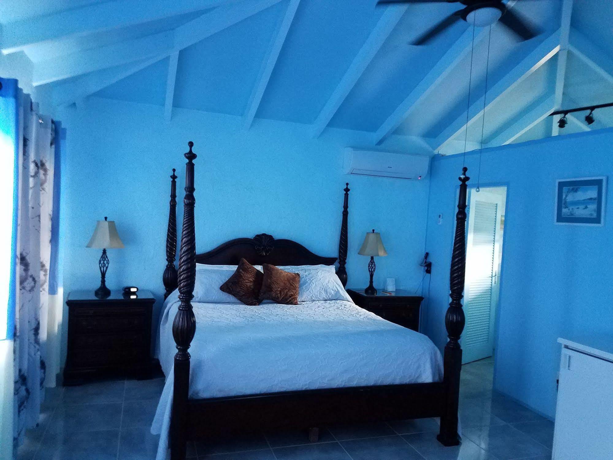 Carringtons Inn Saint Croix エクステリア 写真